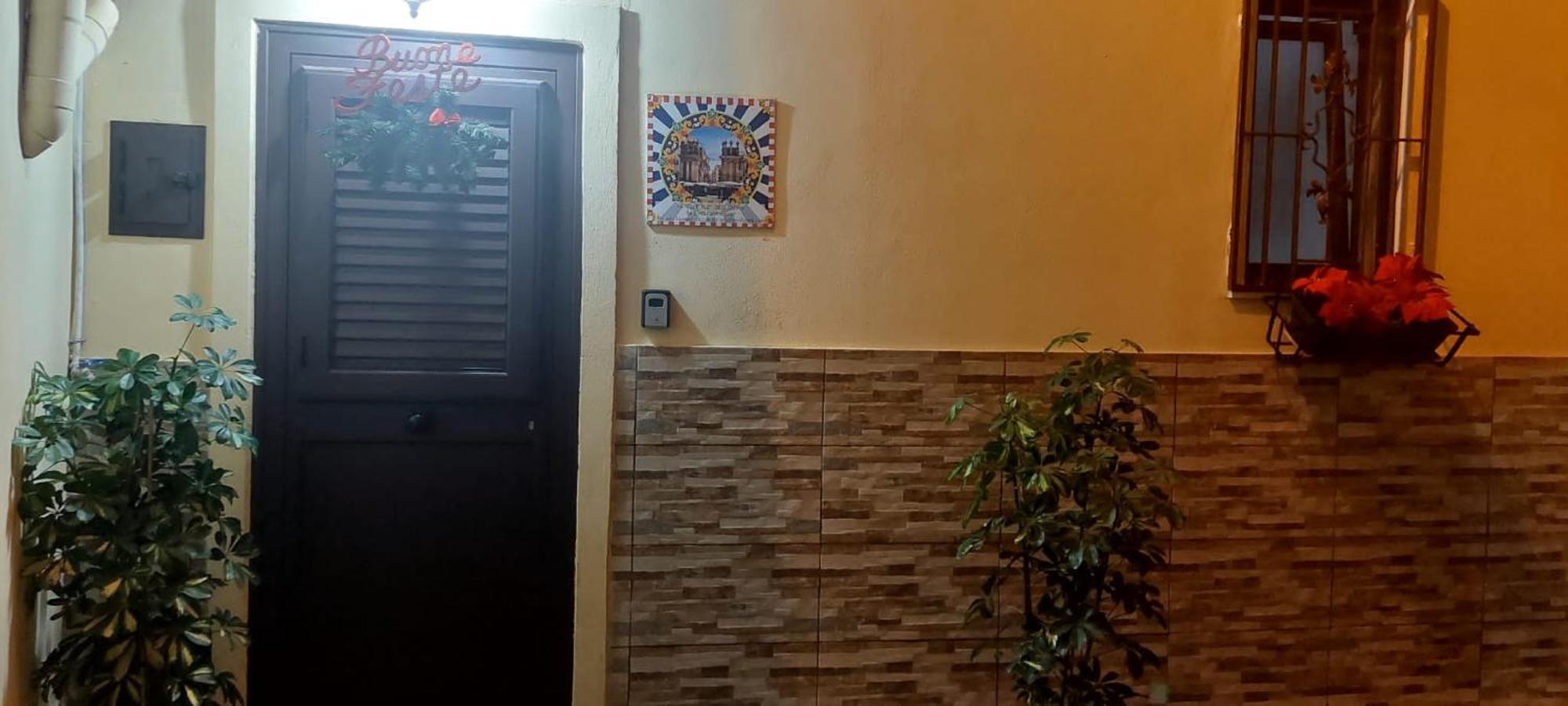 パレルモ Al Cortile Del Capoヴィラ エクステリア 写真