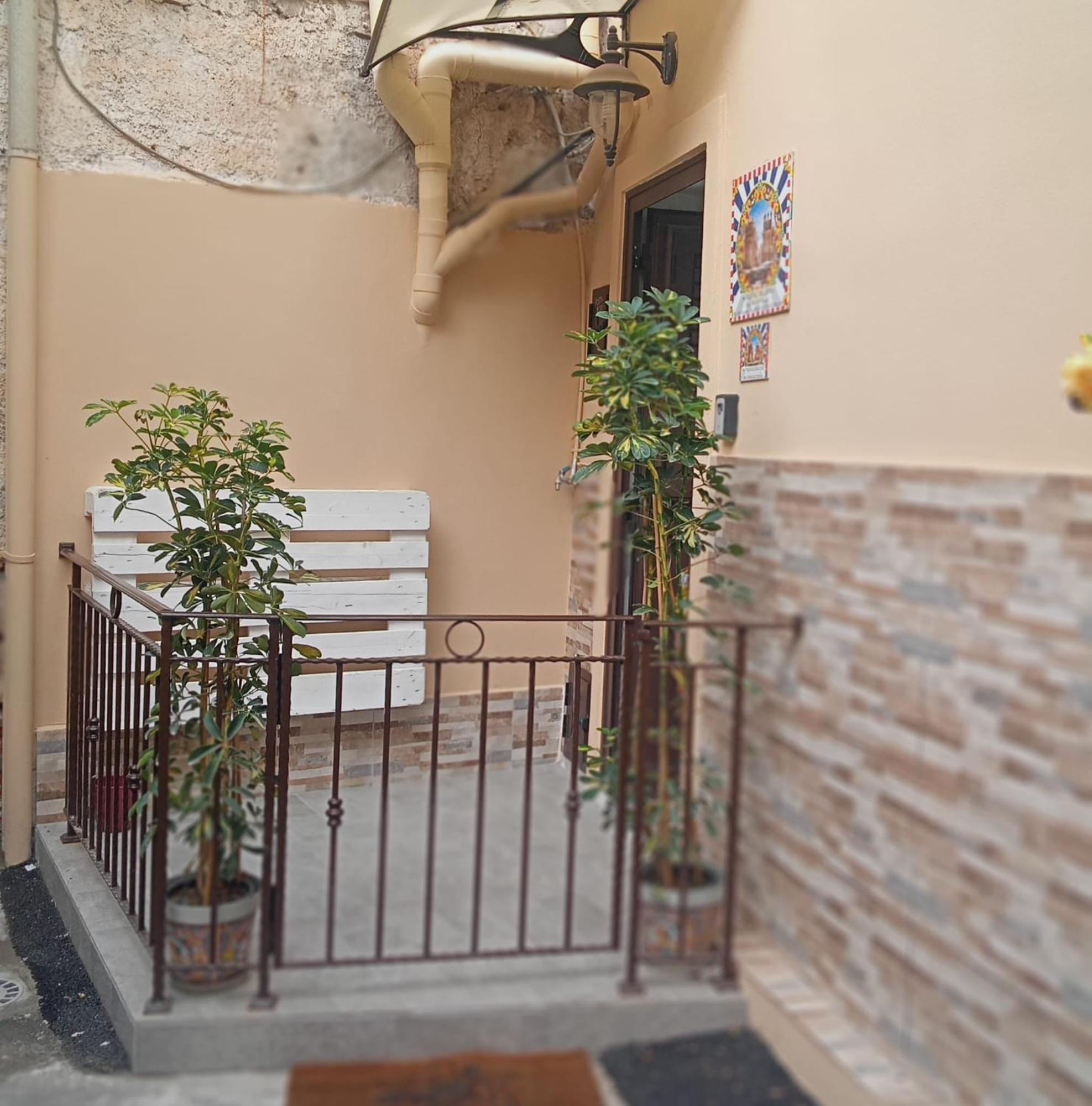 パレルモ Al Cortile Del Capoヴィラ エクステリア 写真